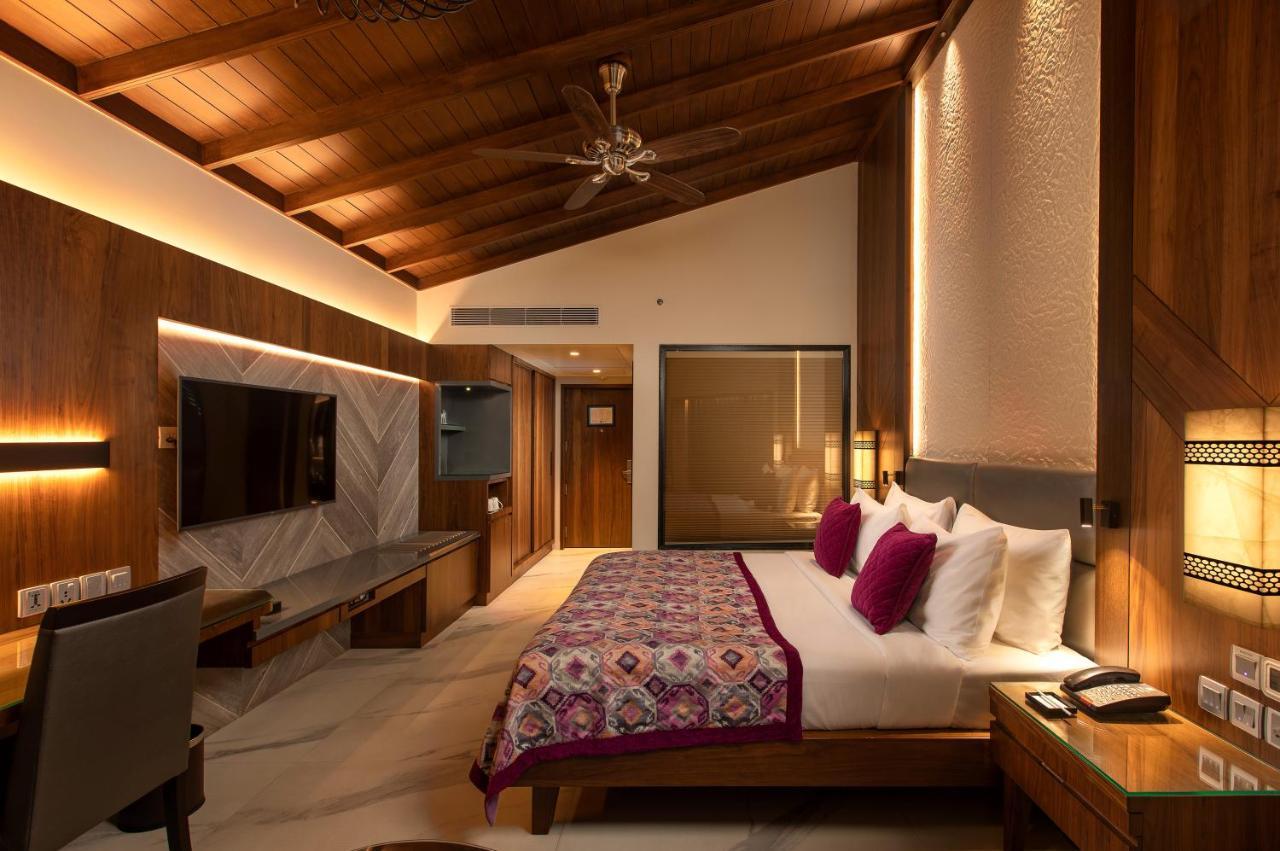 Kenilworth Resort & Spa, Goa Utorda Buitenkant foto