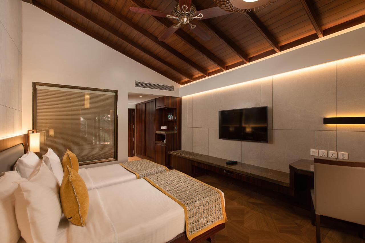 Kenilworth Resort & Spa, Goa Utorda Buitenkant foto