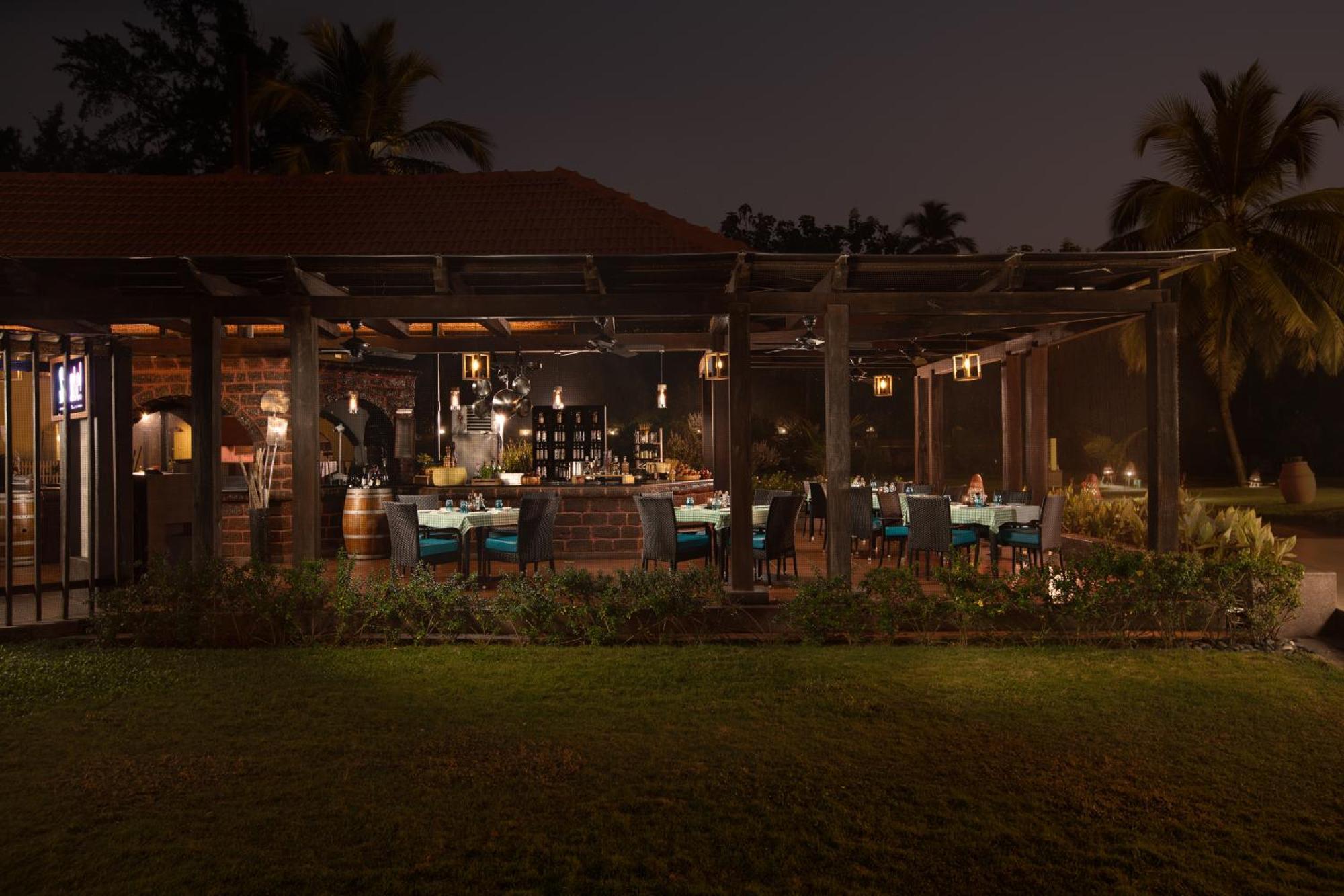 Kenilworth Resort & Spa, Goa Utorda Buitenkant foto